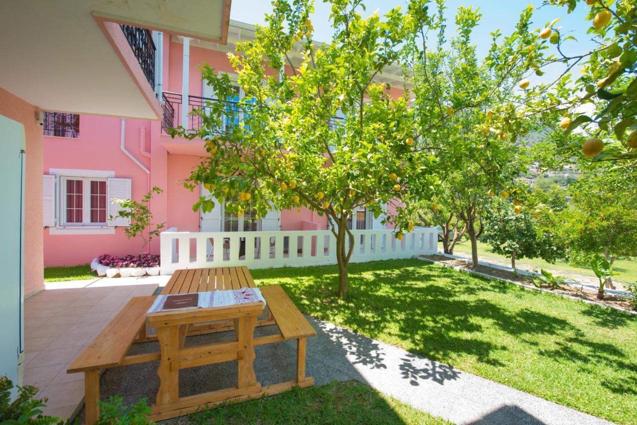Xenia Apartments Vasiliki  Exterior photo
